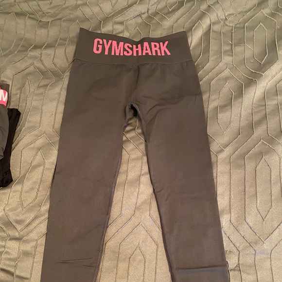 GymShark Leggings - Picture 1 of 3